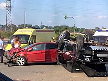 «Гелендваген» перевернулся в результате ДТП в Ижевске