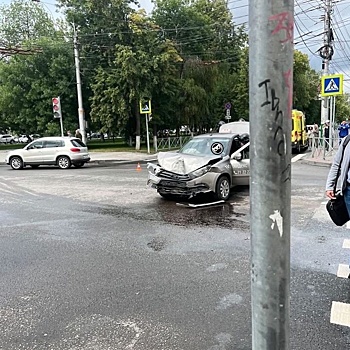 В массовой аварии в центре Пензы пострадала девочка