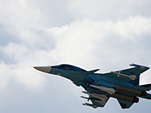 Дрон снял прилет четырех бомб ФАБ-500 в базу наемников в Херсоне