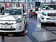 Российские дилеры сообщили, что запасов импортных автомобилей осталось на 2-4 месяца