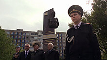 В Мурманске открыли памятную стену в честь Зои Космодемьянской