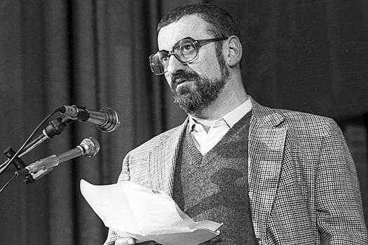 12 марта исполняется 85 лет со дня рождения драматурга Григория Горина