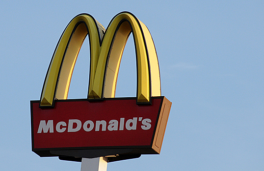 Искушение чизбургером: православная россиянка решила судиться с McDonald&#39;s