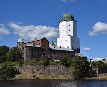 В Выборге завершили первый этап самой масштабной реставрации за полвека. Что теперь там можно увидеть?