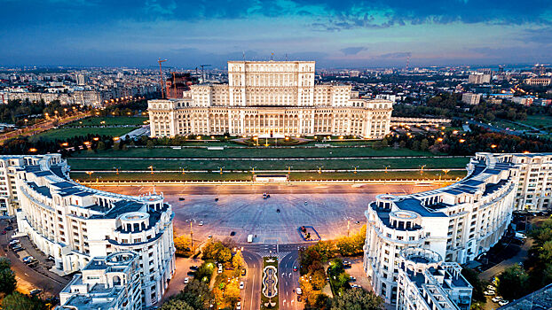 Президент Румынии отозвал посла из России