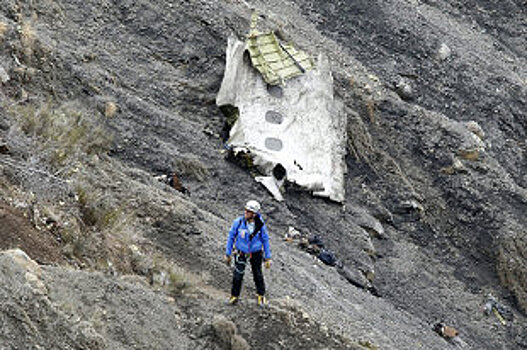 Lufthansa отказалась возмещать ущерб родным жертв авиакатастрофы в Альпах