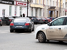 Росстат зафиксировал потребительский бум на дорогие автотовары