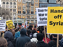 Акция протеста против ракетного обстрела Сирии прошла у посольства США в Софии