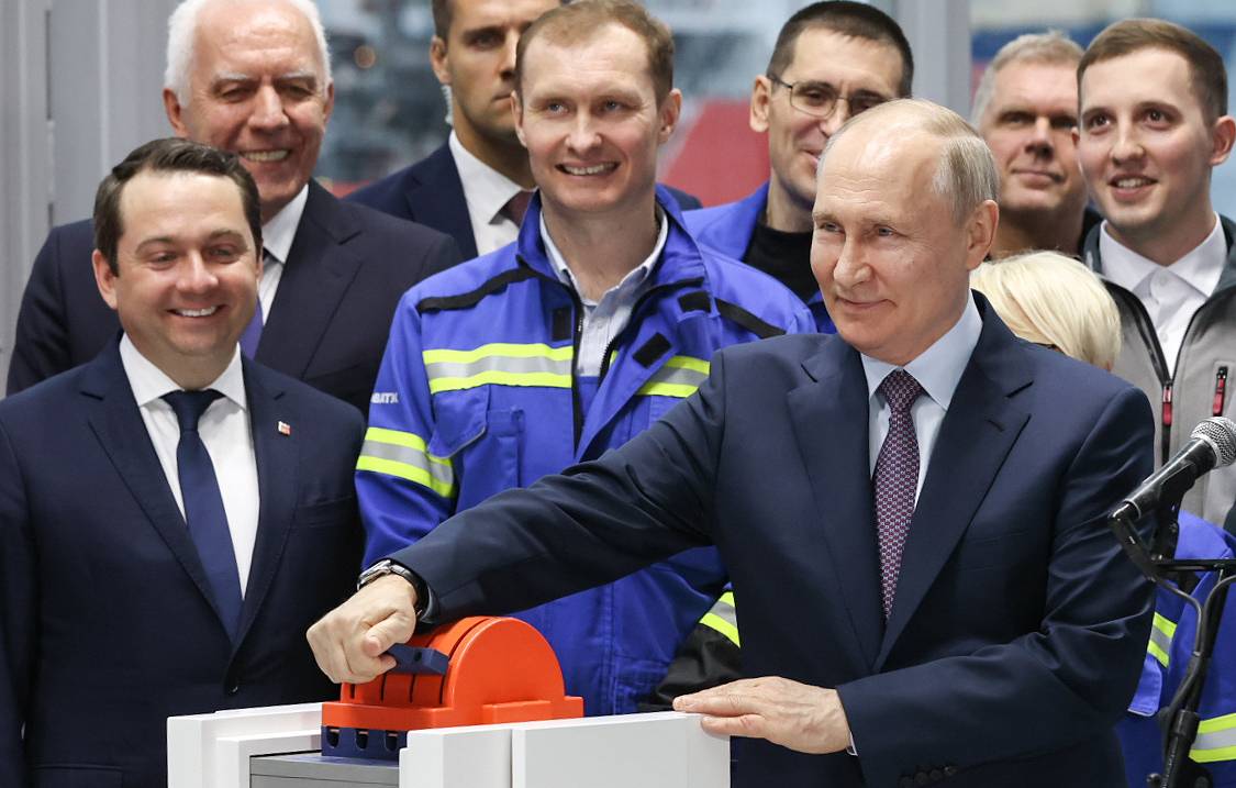Путин дал старт отправке первой линии «Арктик СПГ — 2» по Севморпути к месту установки