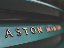 Aston Martin объявил о колоссальных ежедневных убытках