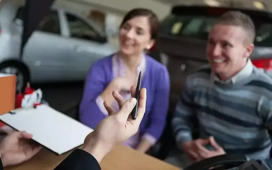 Автомобилисты загнали себя в рекордные долги