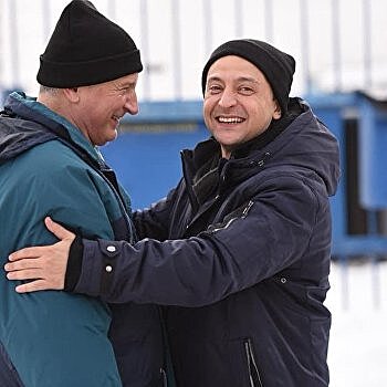 Рудяков: В отличие от конкурентов, Зеленский не исчерпал кредит восхищенного доверия