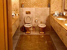 FT: коррупционный кризис ударил по администрации Зеленского в критический момент