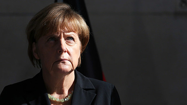 Меркель выступила с заявлением о скандале вокруг РФ
