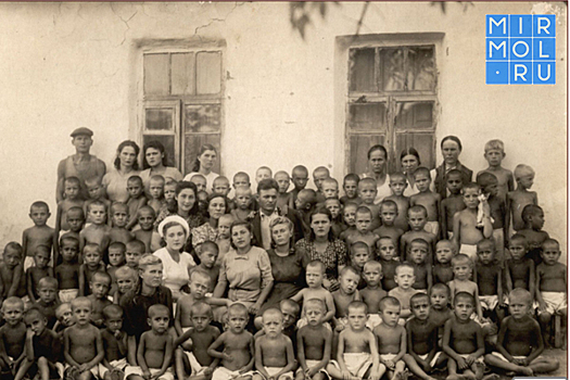 Центральный госархив Минюста РД показал фотографии детей войны