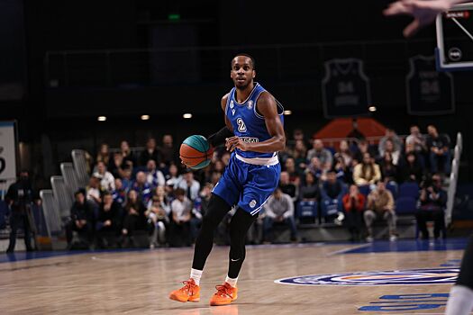 «Енисей» уверенно обыграл «Автодор» в Единой лиге. У саратовцев 10-е поражение подряд