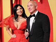 Несмотря на протесты основатель Amazon Джефф Безос Лорен Санчес сыграли свадьбу