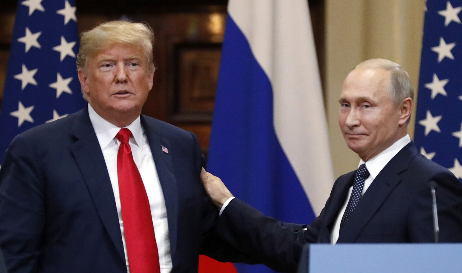 Трамп заявил, что был бы рад разговору с Путиным