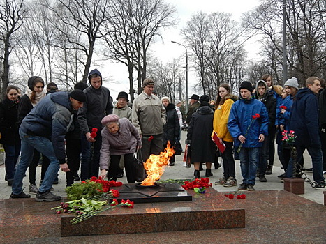 "Богородская юность" привела в порядок воинские захоронения