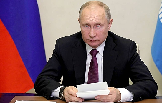 Путин подписал закон о поправках в Семейный кодекс