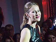 Собчак призналась, что не любит объятия и поцелуи