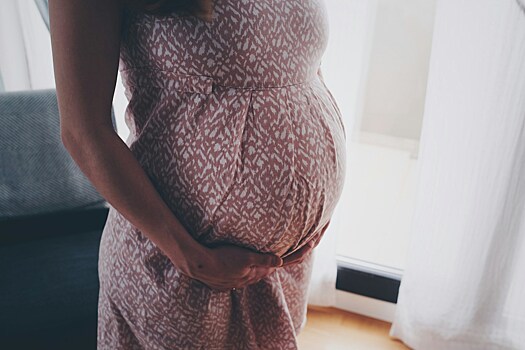 Гинеколог развеяла популярные мифы о беременности