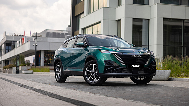 В России стартовали продажи флагманского Dongfeng с мотором Honda