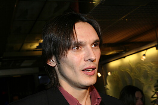 Развод и крах карьеры: куда пропал Влад Сташевский