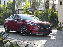 Mazda обновила «тройку» и «шестерку»