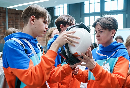 «Газпром нефть» продлила прием заявок на турнире «Умножая таланты» для старшеклассников