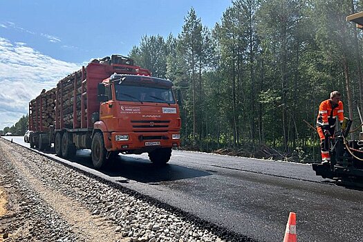 Завершается строительство асфальтированной дороги до Опарино