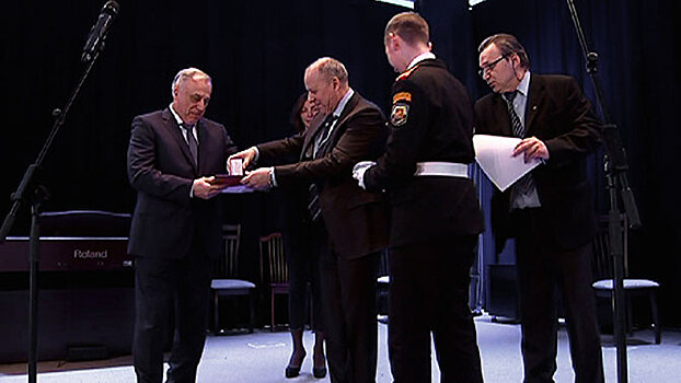 Фонд «Общественное признание» вручил награды ветеранам контрразведки за участие в воспитании молодежи