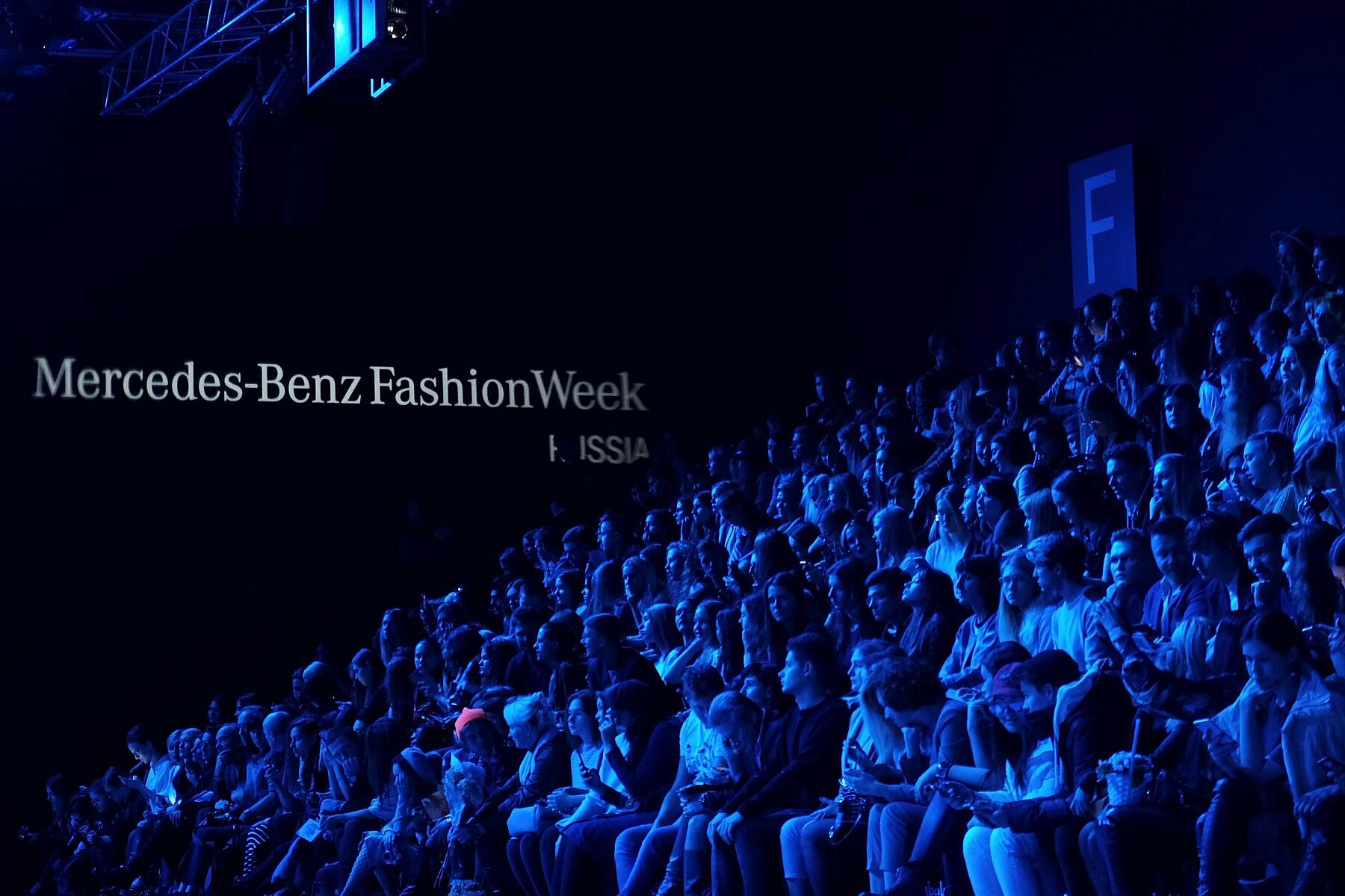 Mercedes-Benz Fashion Week Russia стала финалистом двух международных премий в области социальных медиа и Digital-технологий