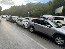 На Стачки в Ростове произошло массовое ДТП