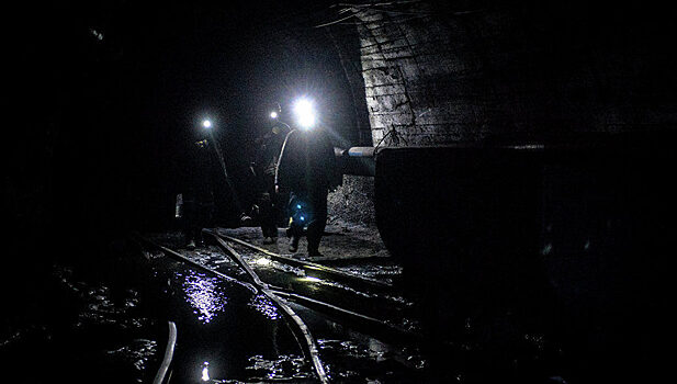 В поликлиниках шахтерских городов Кузбасса создадут кабинеты профосмотров для горняков
