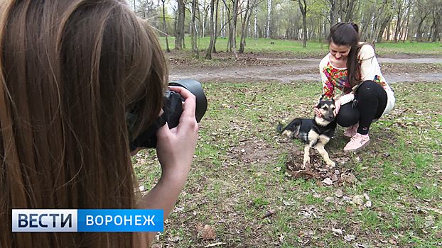 Актёры воронежских театров приняли участие в благотворительной фотосъёмке