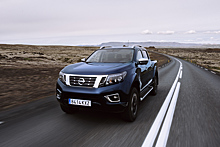 Nissan вывел на рынок обновленный пикап Navara