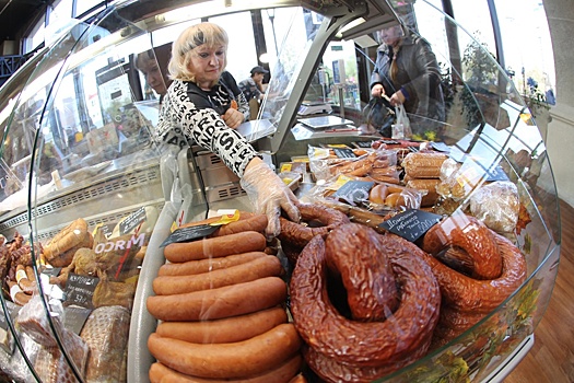 Высокие цены на продукты заставили европейцев поехать за покупками в Калининград