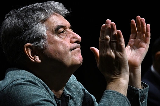 «Весело, но мучительно»: Худрук «Мастерской Фоменко» Каменькович о секретах «Аркадии»