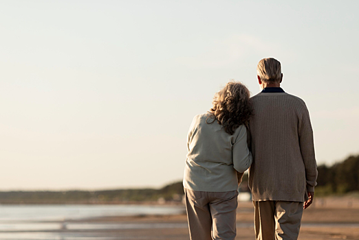 NYT: в Китае лаборатория создает таблетки для продления жизни до 150 лет