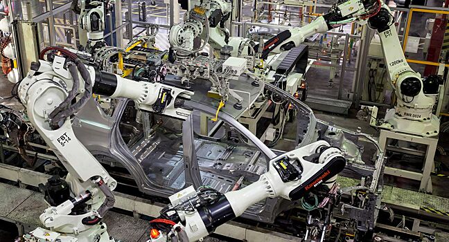 Производство японских автомобилей Toyota в апреле упало на 50%