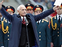 90 лет назад родился Василий Лановой. Фотогалерея в память о герое "Офицеров"