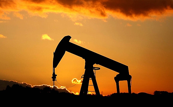 Нефтяников в РФ признали беспомощными перед кризисом