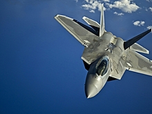 Российские военные рассказали о действиях пилотов F-22, сопровождавших самолёты ВКС