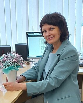 Эльза Викторовна Стародумова считает, что «главное для учителя – научить  детей трудиться и верить в себя»