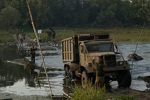 «Голубая кровь»: в курском приграничье военные инженеры возводят мосты и переправы