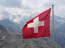 Швейцария сохранила лидерство, разгромив Андорру под ливнем