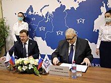 Дмитрий Азаров подписал соглашение о сотрудничестве с Фондом ЖКХ