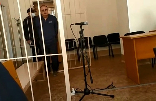Заключенного в СИЗО Новосибирска бизнесмена Проничева лишили пенсии