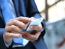 Бесплатный iPhone. Почему операторы в России не раздают смартфоны в обмен на контракт